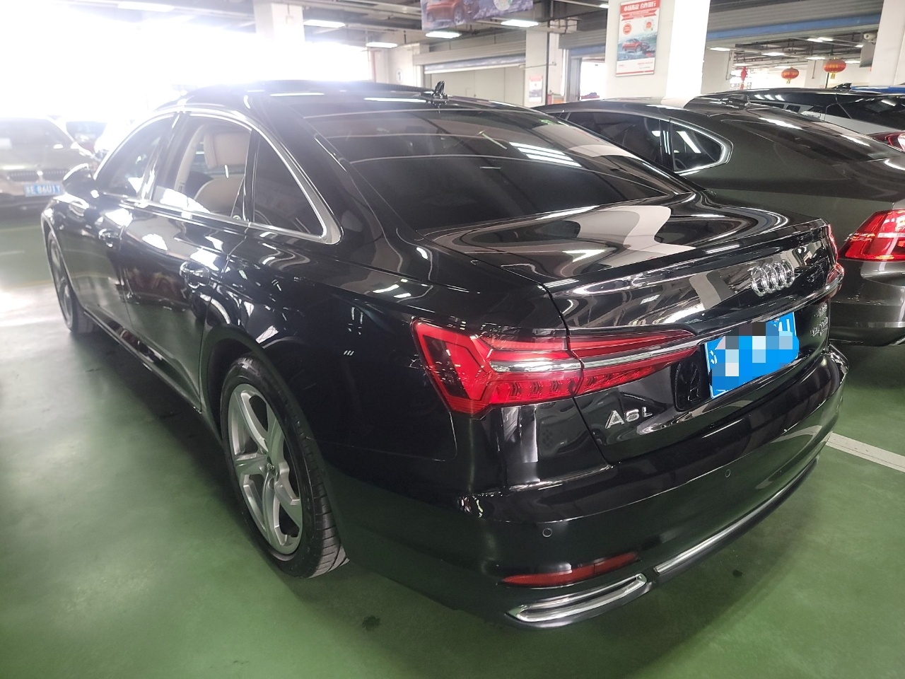 奥迪A6L 2019款 55 TFSI quattro 尊享致雅型