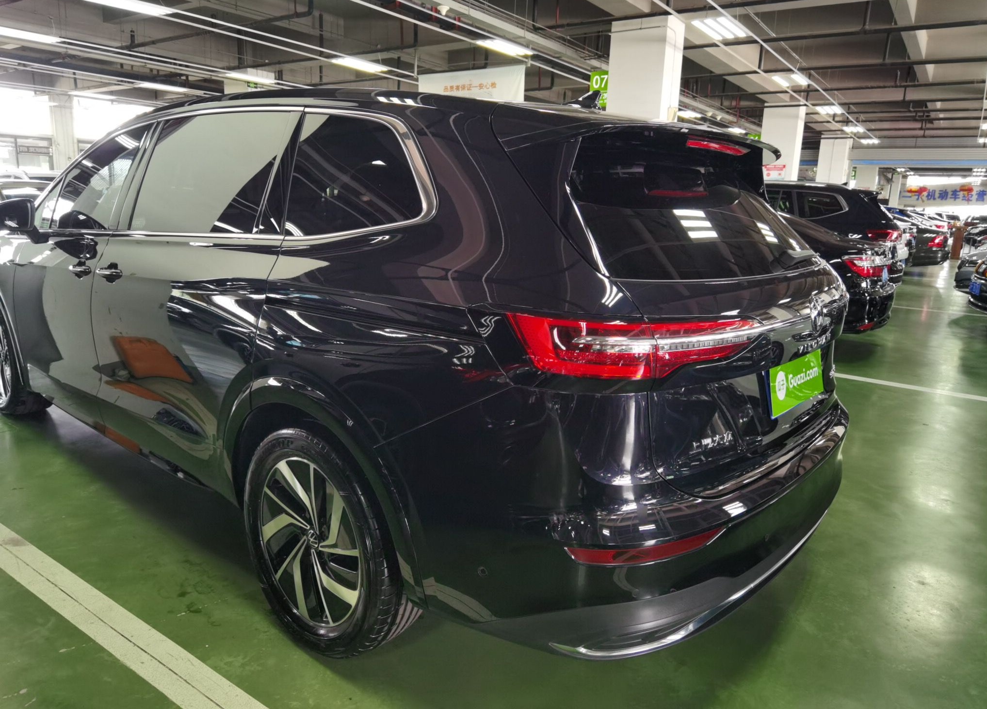 大众 威然 2022款 330TSI 豪华版