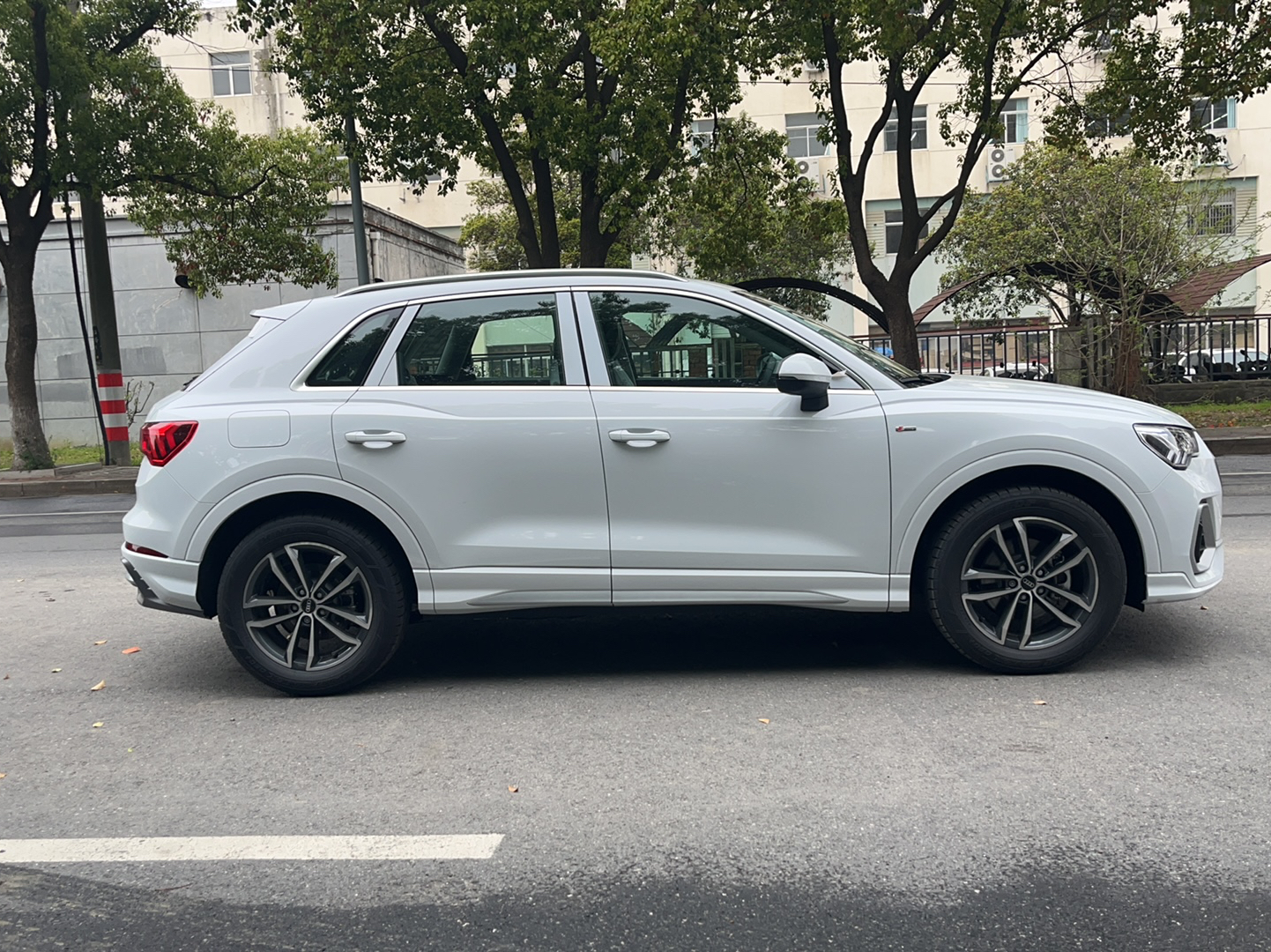 奥迪Q3 2022款 35 TFSI 进取动感型