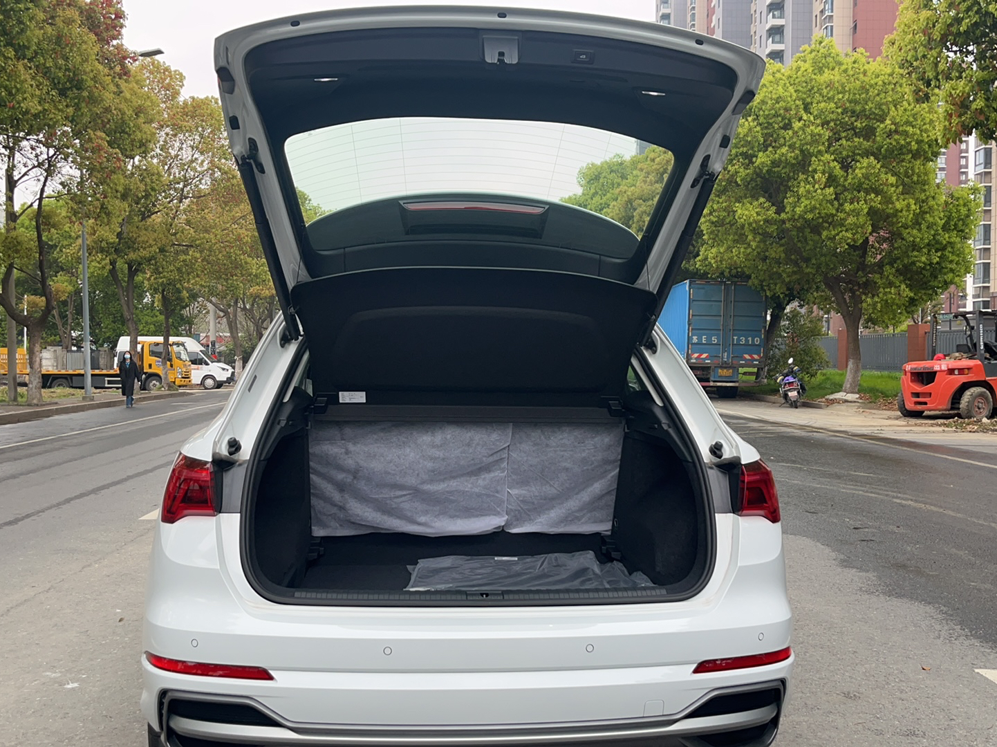 奥迪Q3 2022款 35 TFSI 进取动感型