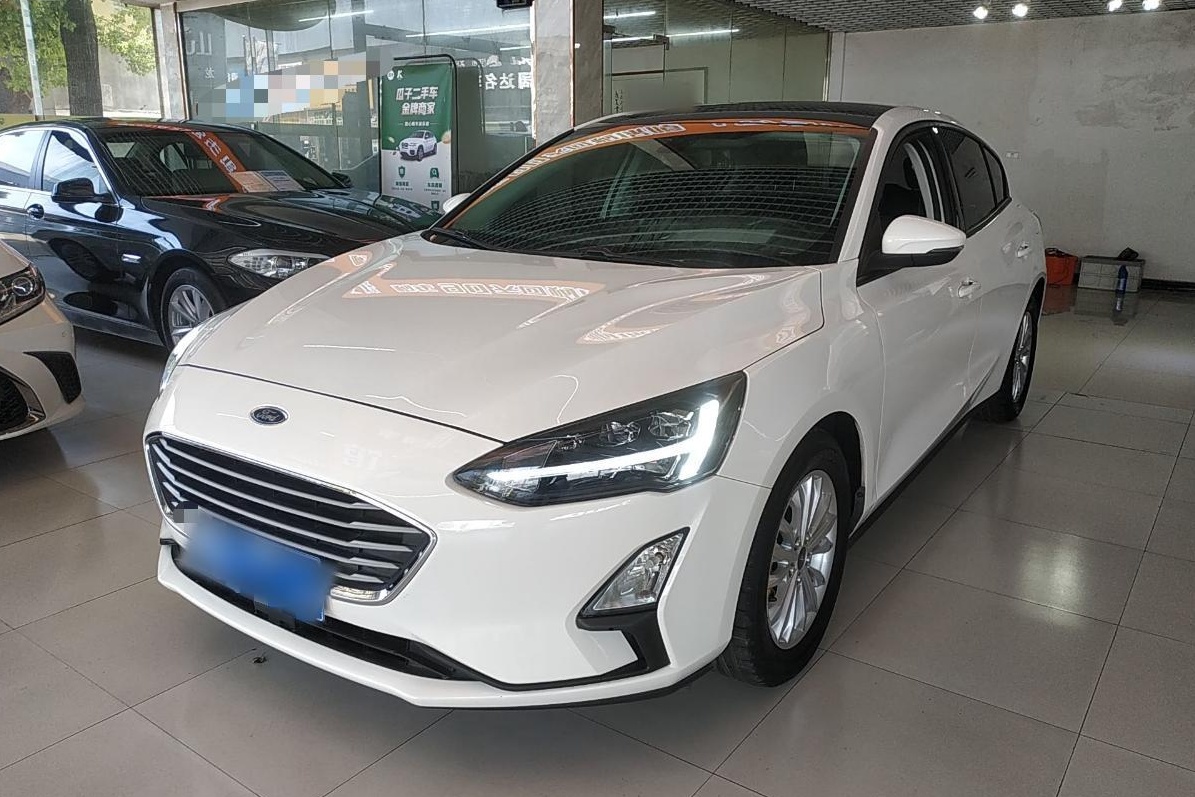 福特 福克斯 2019款 两厢 EcoBoost 125 自动锋潮型 国V