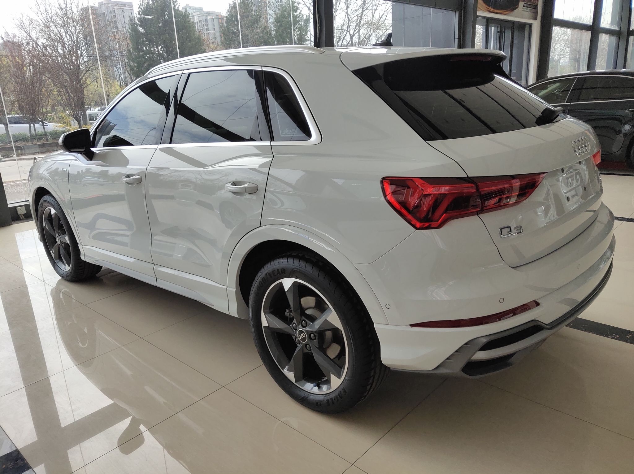 奥迪Q3 2022款 35 TFSI 时尚动感型