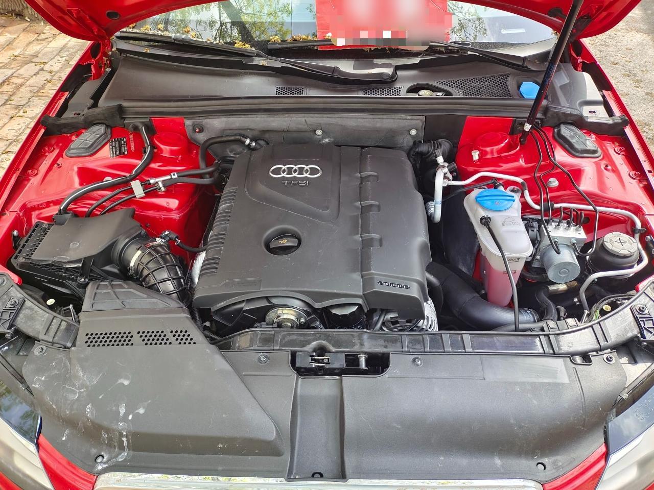 奥迪A4L 2012款 2.0 TFSI 自动标准型