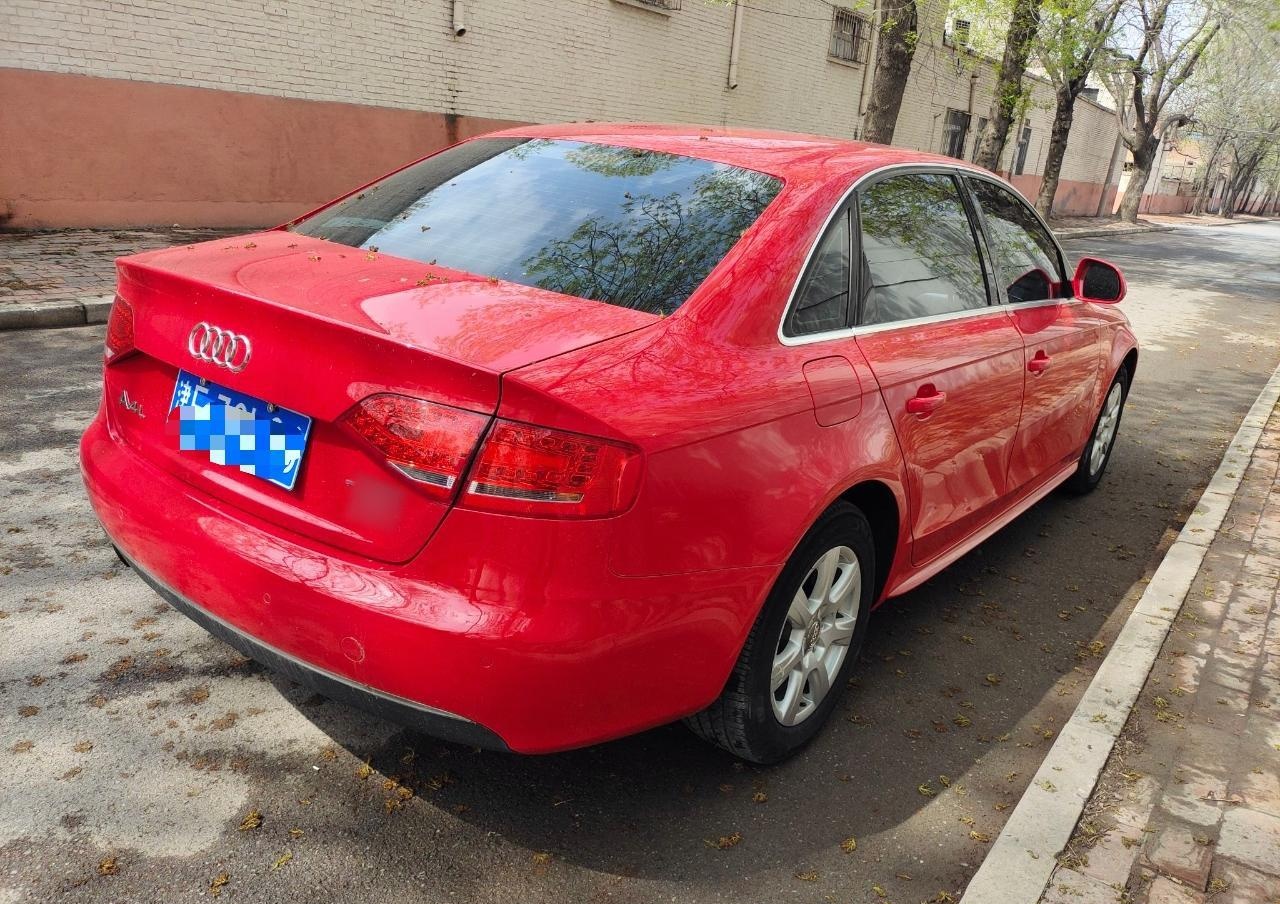 奥迪A4L 2012款 2.0 TFSI 自动标准型