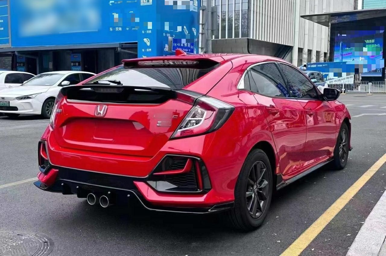 本田 思域 2021款 HATCHBACK 220TURBO CVT新锐控