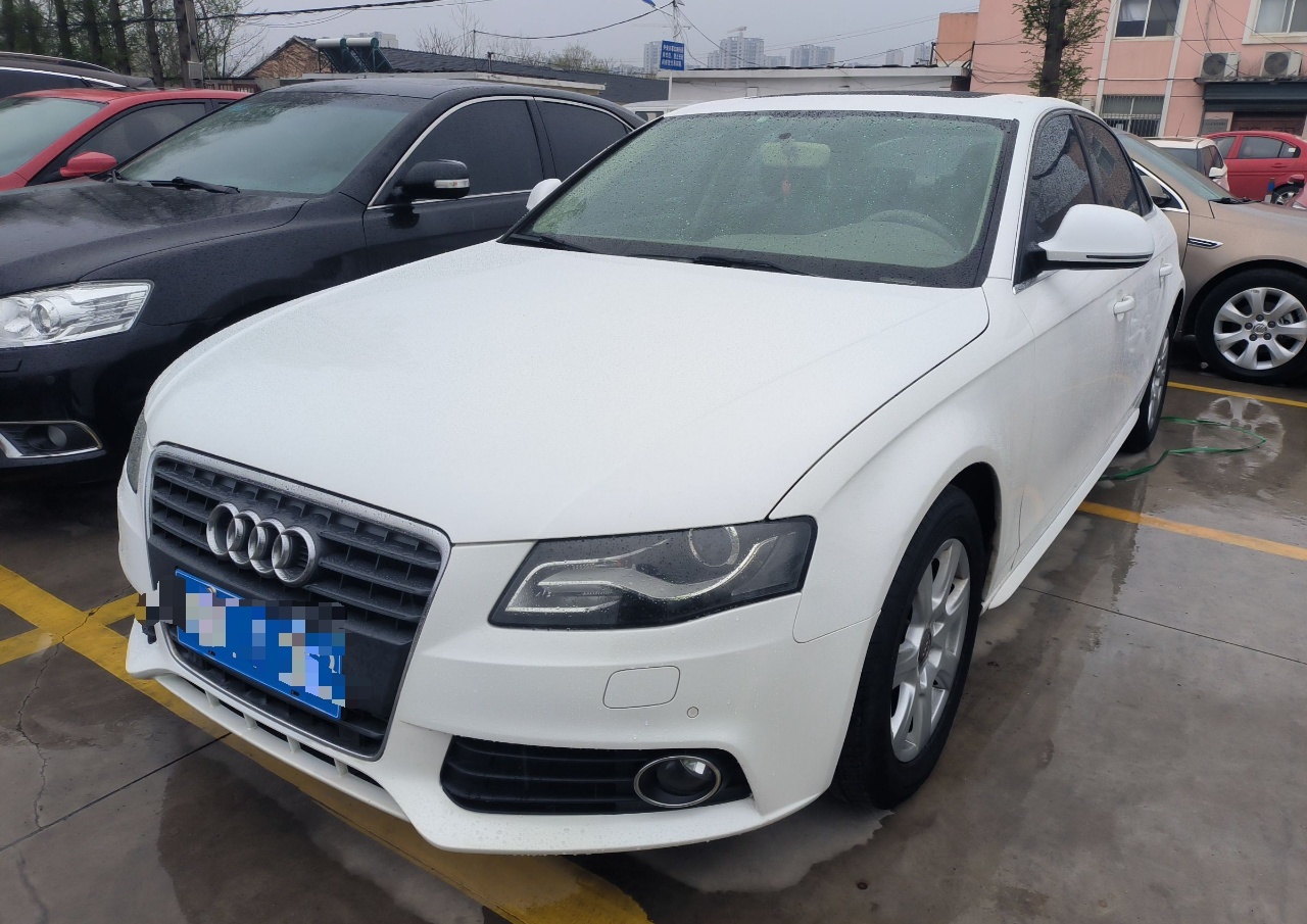 奥迪A4L 2012款 2.0 TFSI 自动标准型