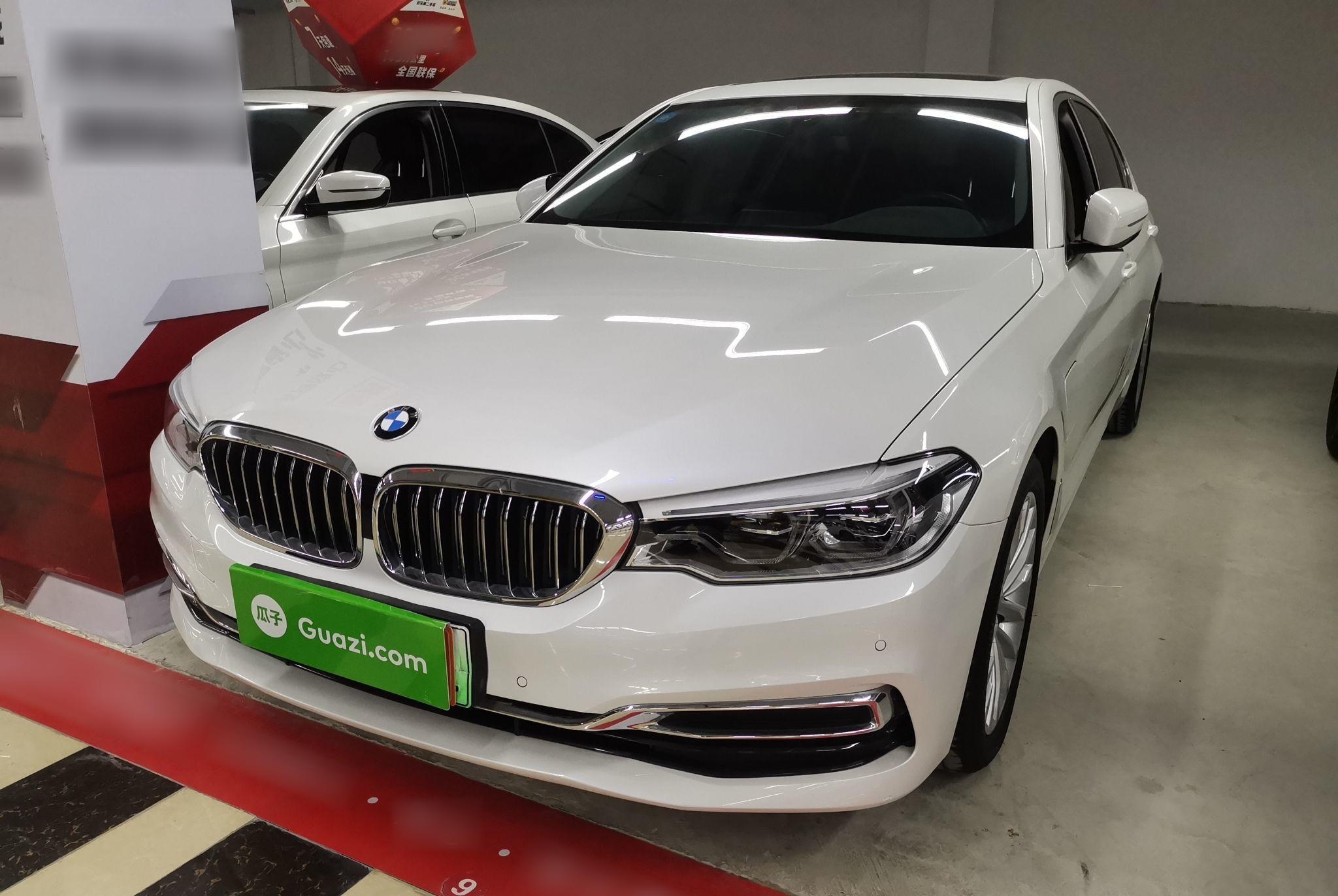 宝马5系新能源 2020款 里程升级版 530Le 豪华套装