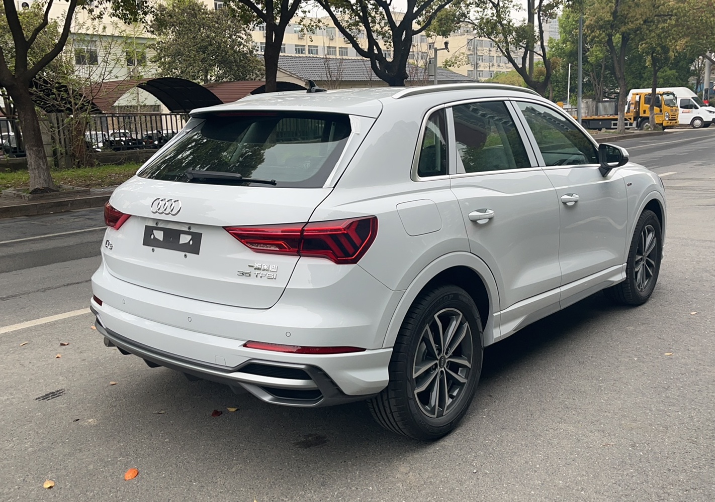 奥迪Q3 2022款 35 TFSI 进取动感型