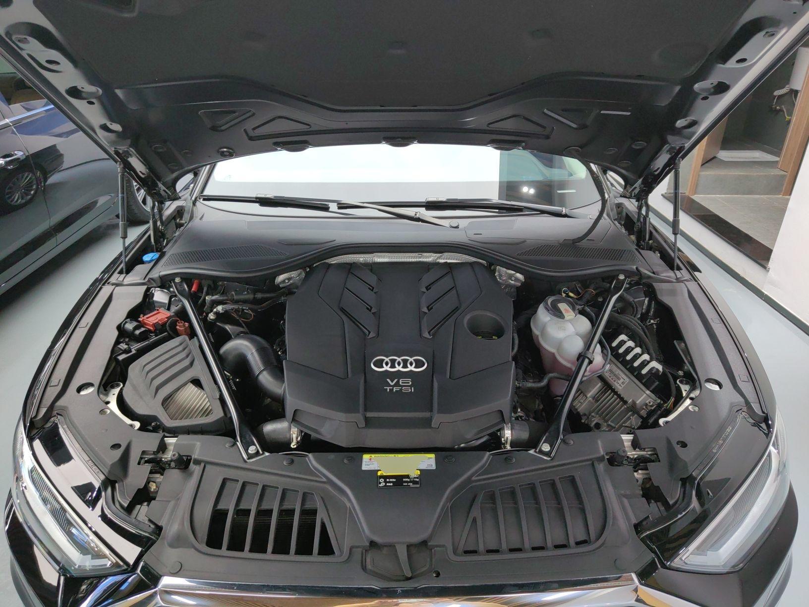 奥迪A8 2018款 A8L 55 TFSI quattro投放版尊享型(进口)