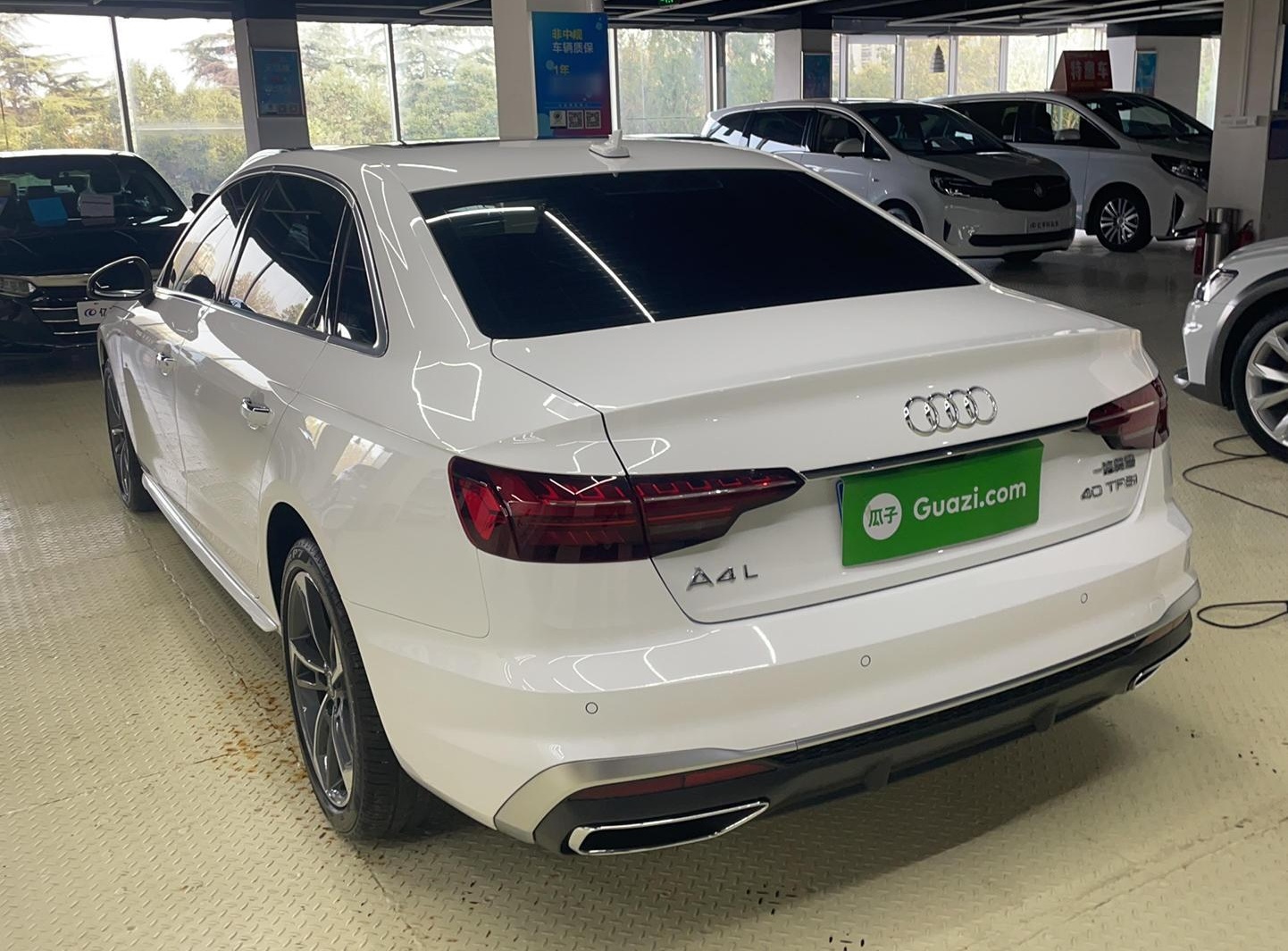 奥迪A4L 2022款 40 TFSI 时尚动感型