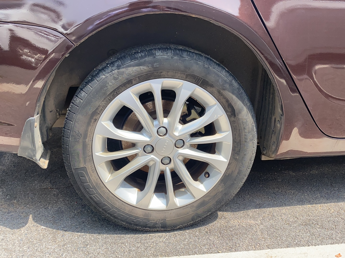 吉利汽车 远景 2015款 1.5L 手动幸福型