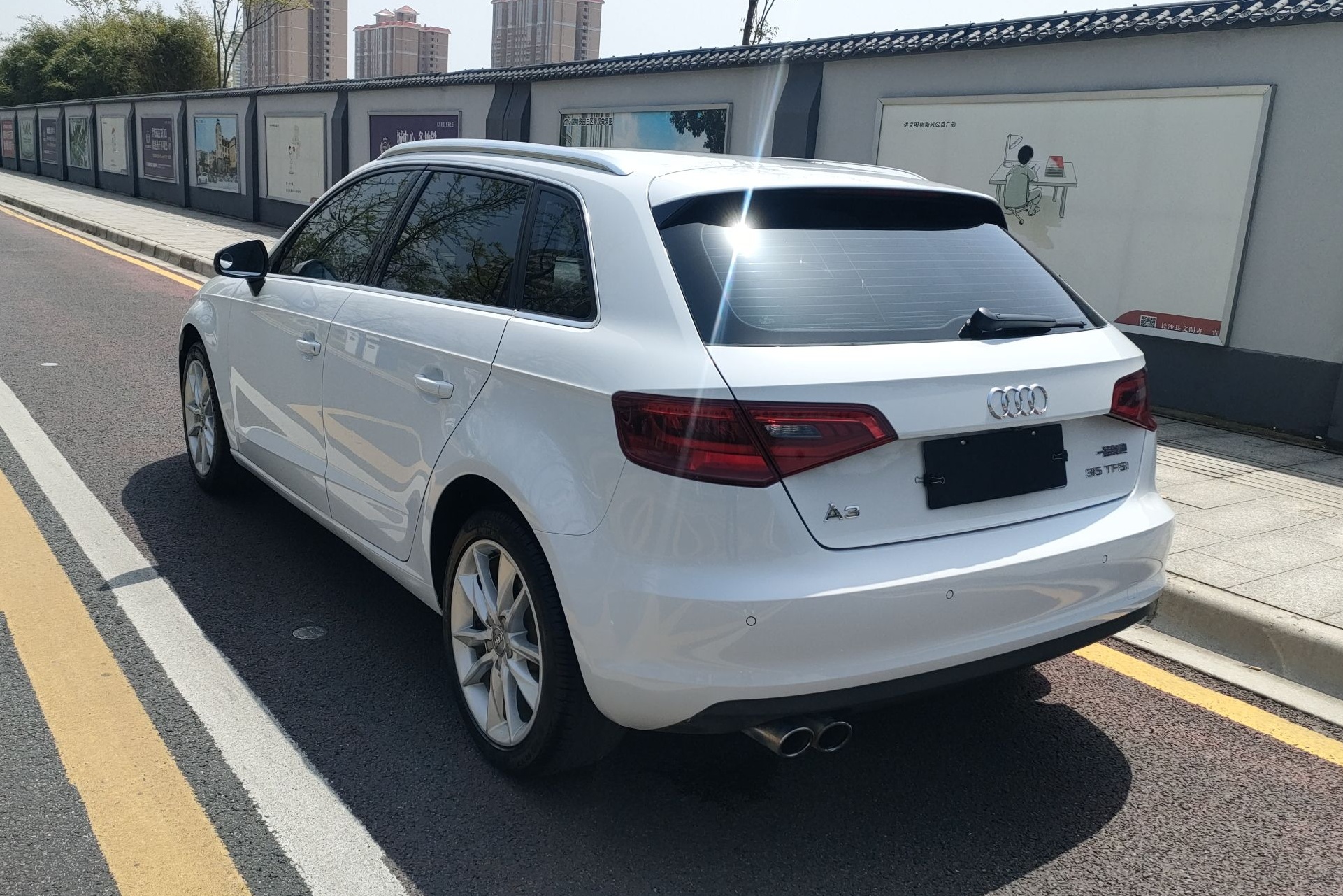 奥迪A3 2015款 Sportback 35 TFSI 百万纪念舒享型