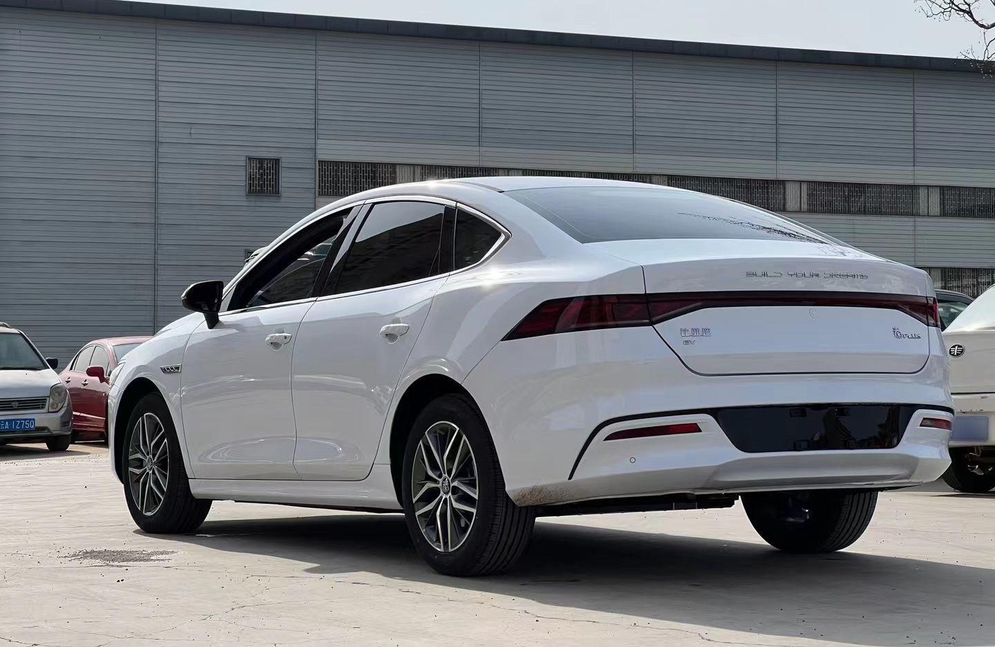 比亚迪 秦PLUS 2021款 EV 500KM 豪华型