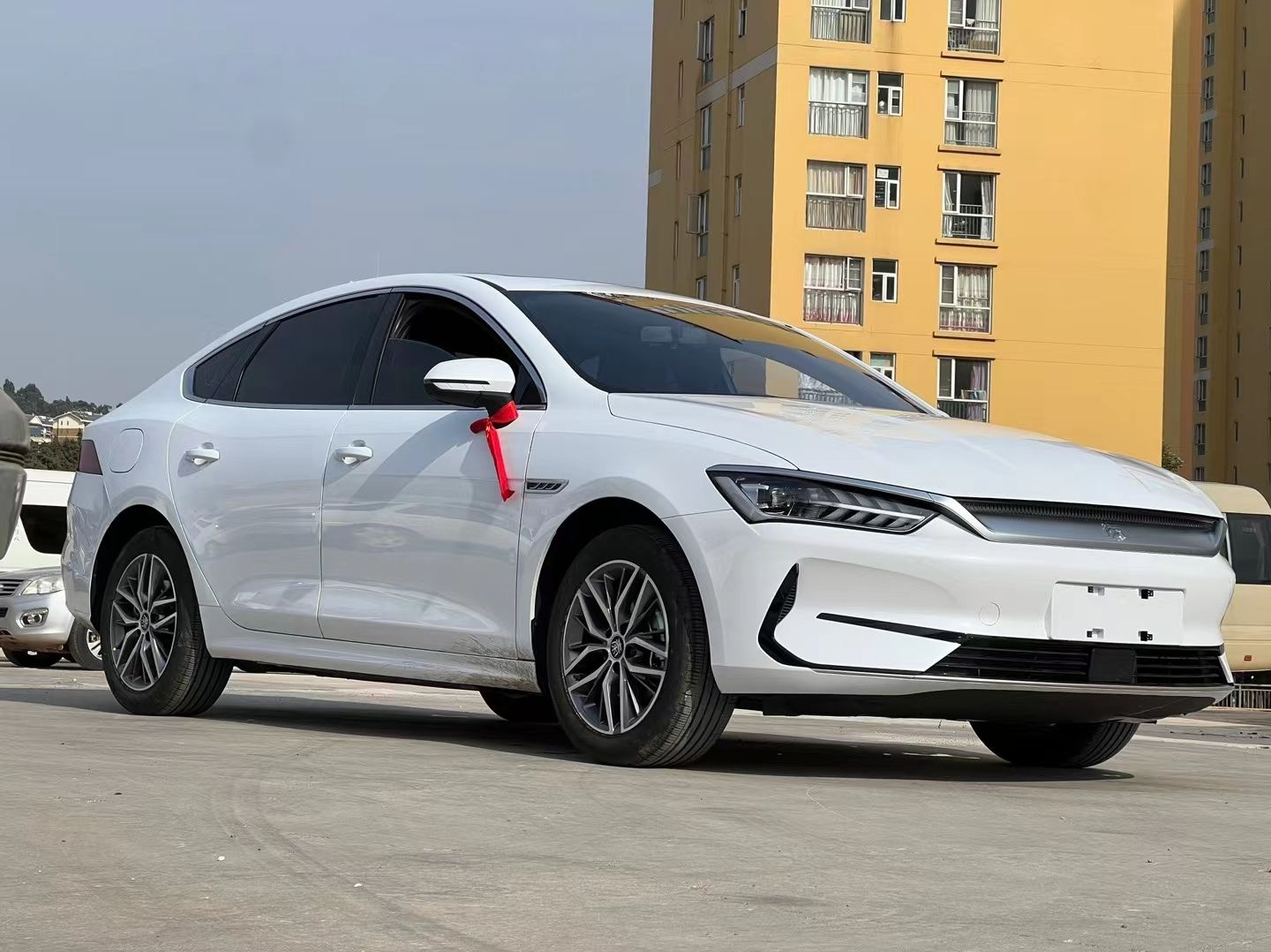 比亚迪 秦PLUS 2021款 EV 500KM 豪华型