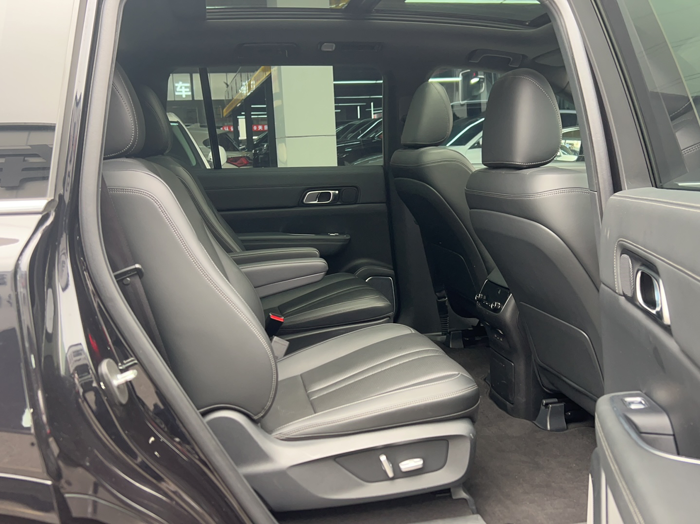 理想汽车 理想ONE 2020款 增程6座版