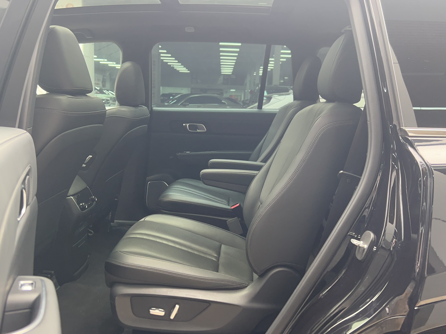 理想汽车 理想ONE 2020款 增程6座版