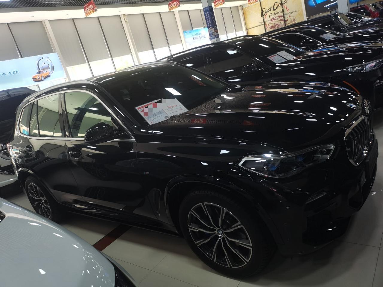 宝马X5 2021款 改款 xDrive40i M运动套装(进口)