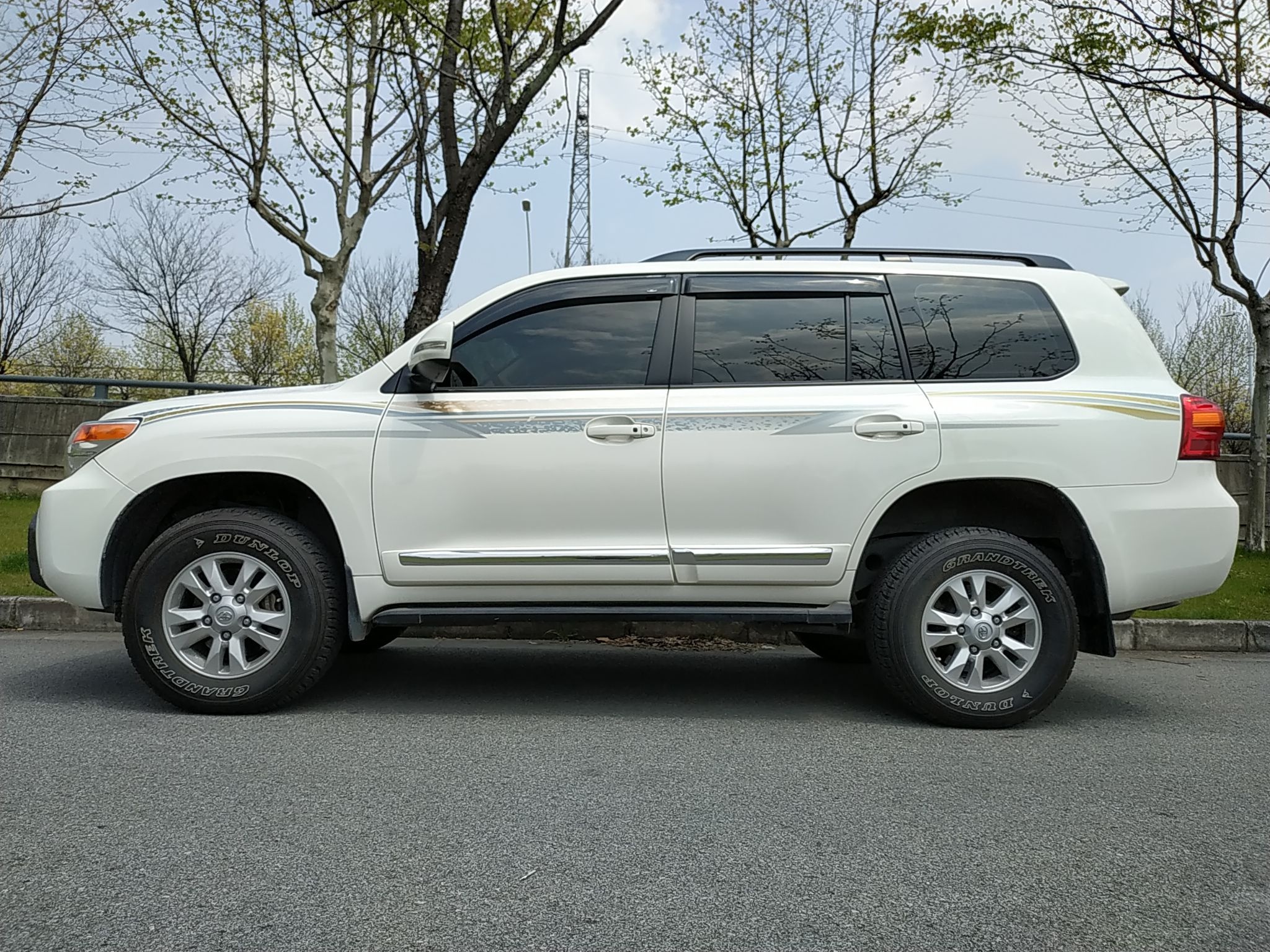 丰田 兰德酷路泽 2012款 4.6L 自动VX-R