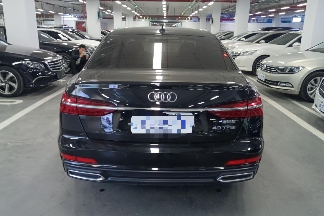 奥迪A6L 2020款 40 TFSI 豪华动感型