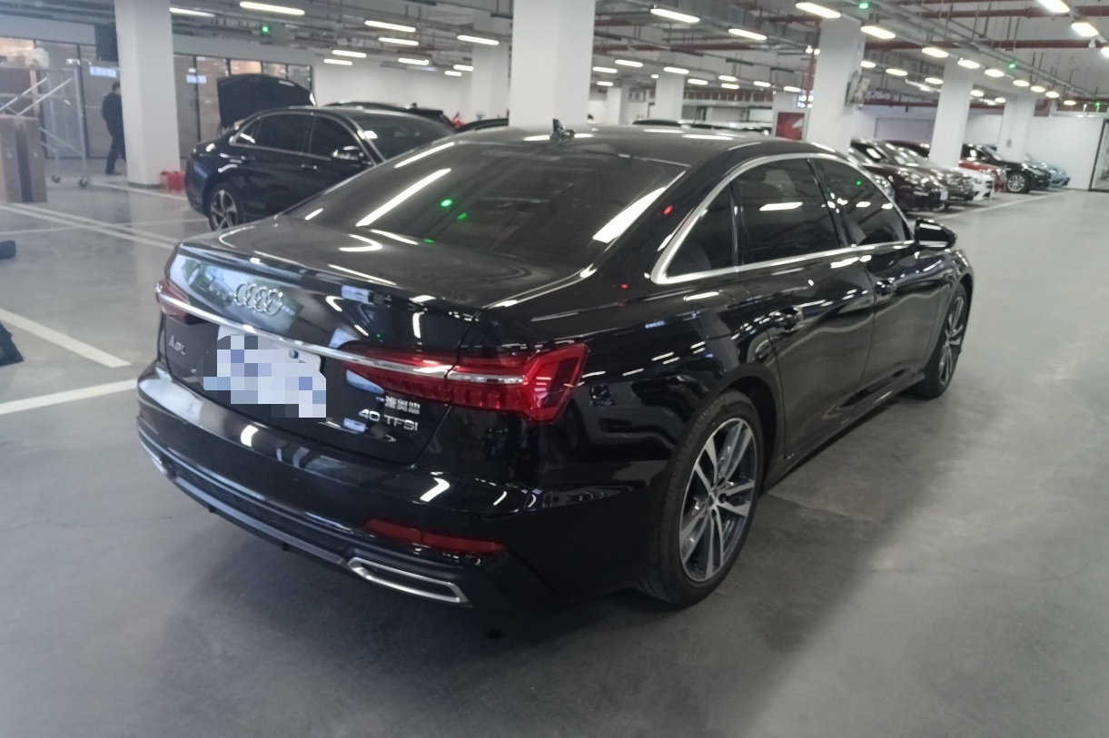 奥迪A6L 2020款 40 TFSI 豪华动感型