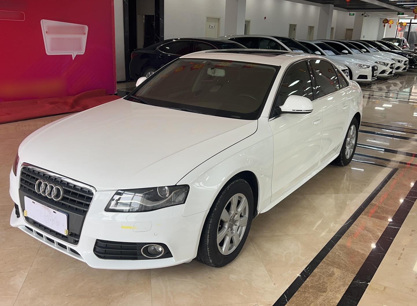 奥迪A4L 2012款 2.0 TFSI 自动标准型