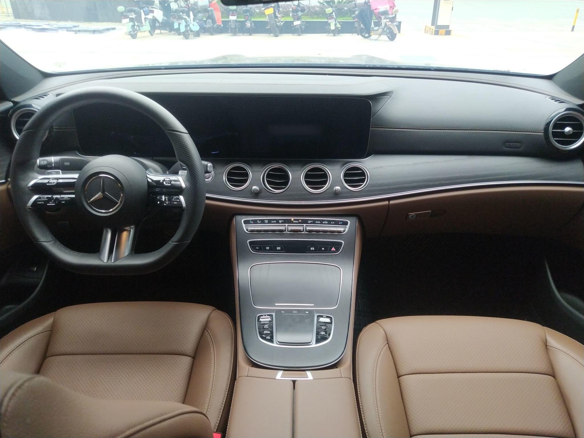 奔驰E级 2021款 E 300 L 运动豪华型