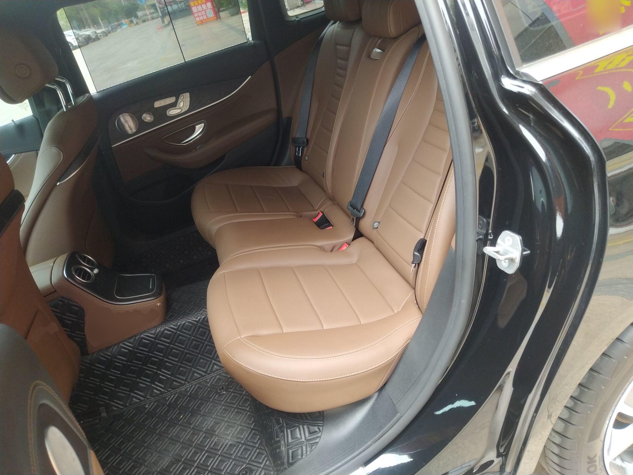 奔驰E级 2021款 E 300 L 运动豪华型