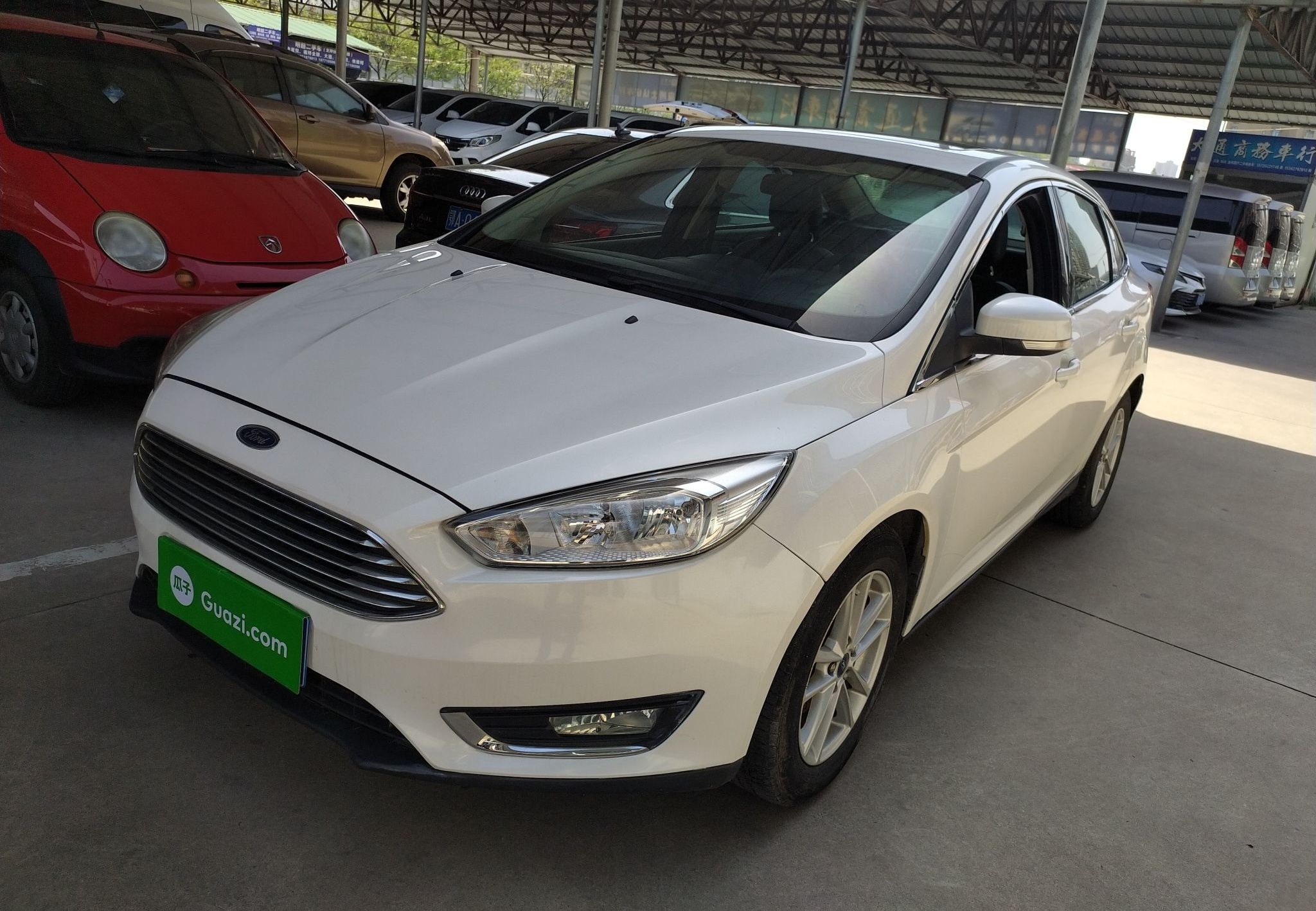 福特 福克斯 2015款 三厢 EcoBoost 125 手动超能风尚型