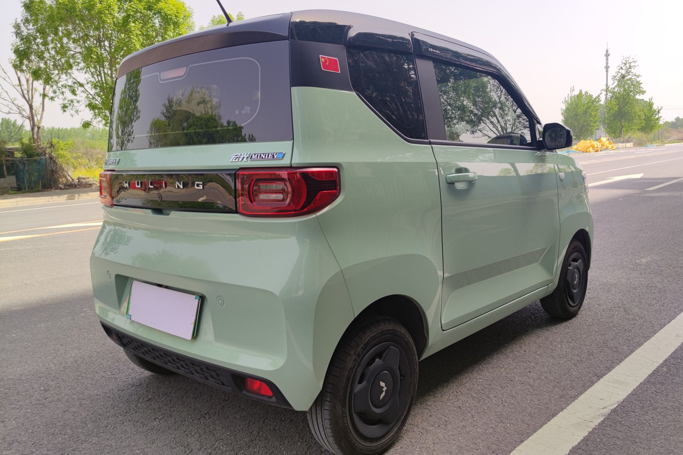 五菱汽车 宏光MINI EV 2022款 马卡龙臻享款 磷酸铁锂
