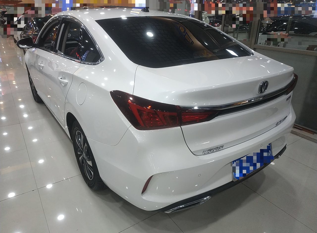 长安 逸动 2021款 PLUS 蓝鲸NE 1.4T GDI DCT尊贵型