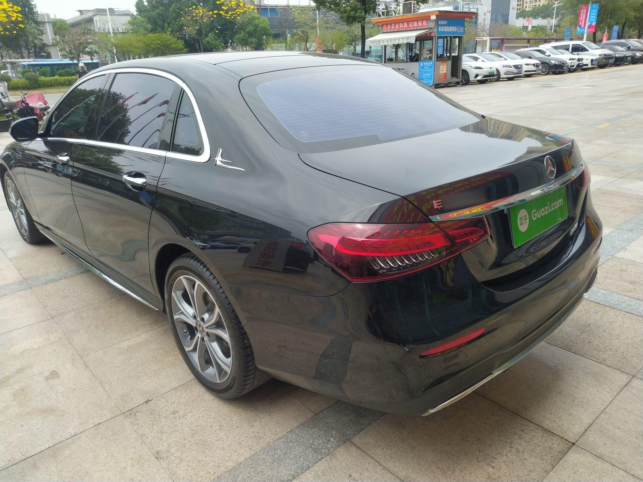 奔驰E级 2021款 E 300 L 运动豪华型