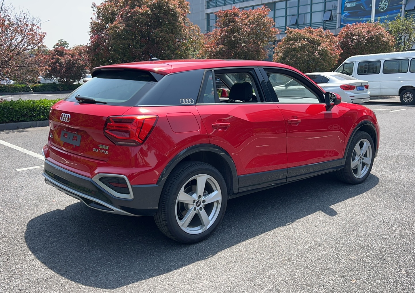 奥迪Q2L 2022款 35 TFSI 进取致雅型