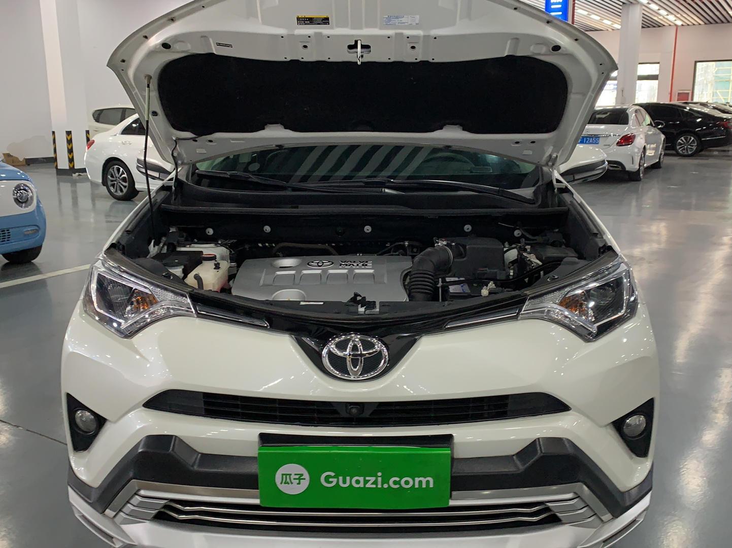 丰田 RAV4 2018款 2.0L CVT两驱风尚X版