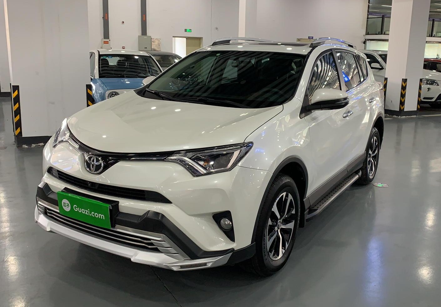 丰田 RAV4 2018款 2.0L CVT两驱风尚X版