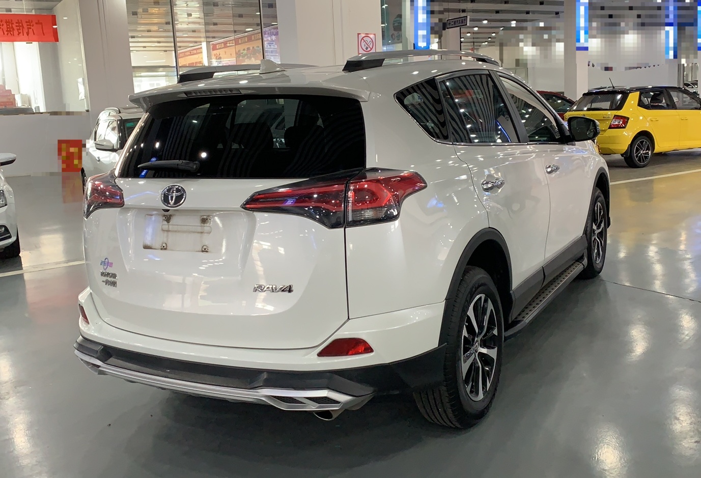 丰田 RAV4 2018款 2.0L CVT两驱风尚X版