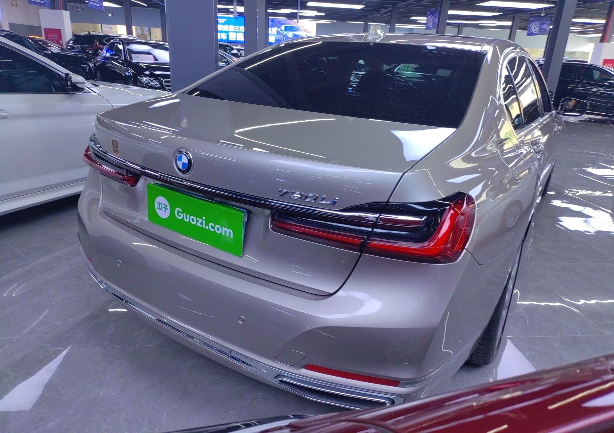 宝马7系 2019款 730Li 豪华套装(进口)