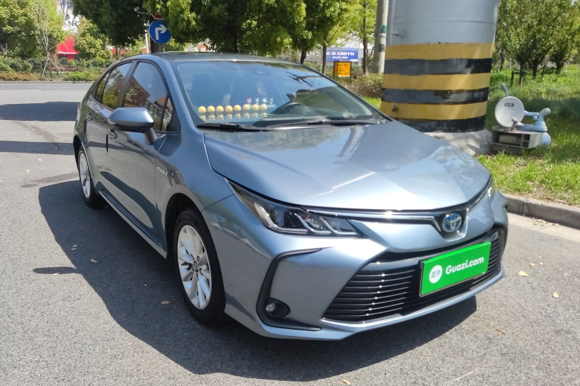 丰田 卡罗拉 2021款 双擎 1.8L E-CVT精英版