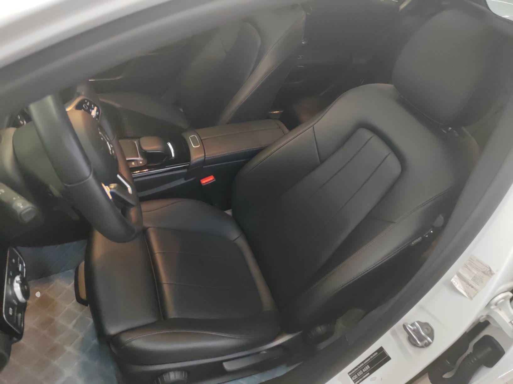 奔驰A级 2020款 改款 A 200 L 运动轿车动感型