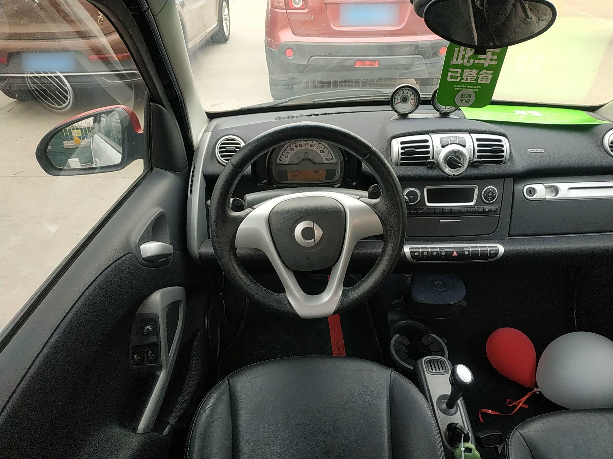 smart fortwo 2011款 1.0T 硬顶激情版