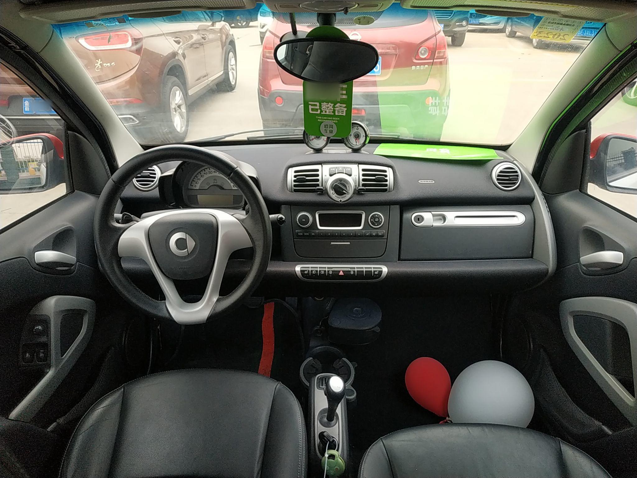 smart fortwo 2011款 1.0T 硬顶激情版