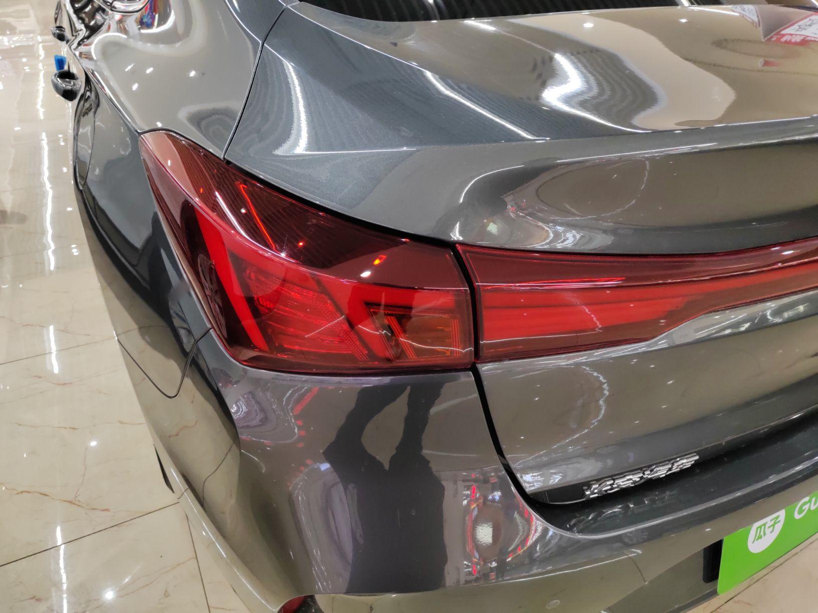 长安 逸动 2022款 PLUS 蓝鲸NE 1.4T GDI DCT尊贵版