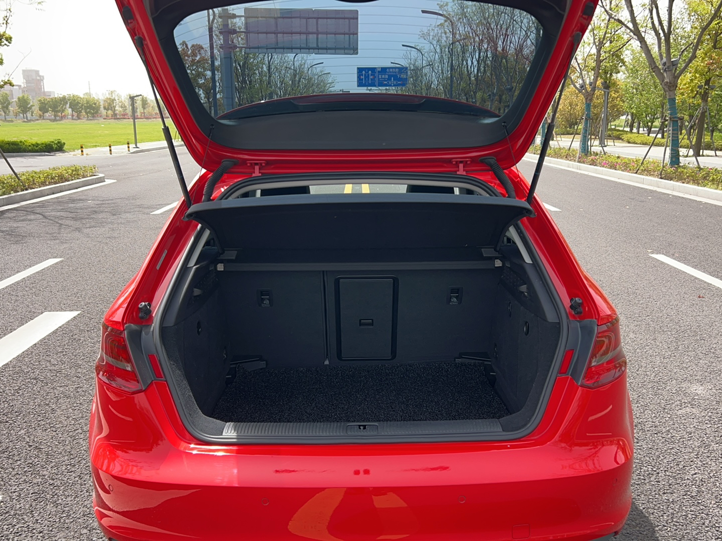 奥迪A3 2014款 Sportback 35 TFSI 自动进取型