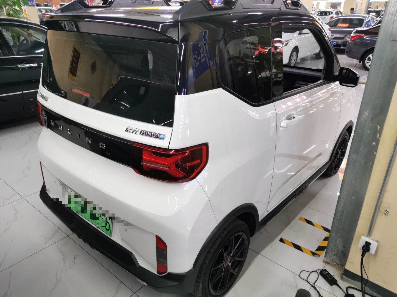 五菱汽车 宏光MINI EV 2022款 GAMEBOY 200km 玩乐款