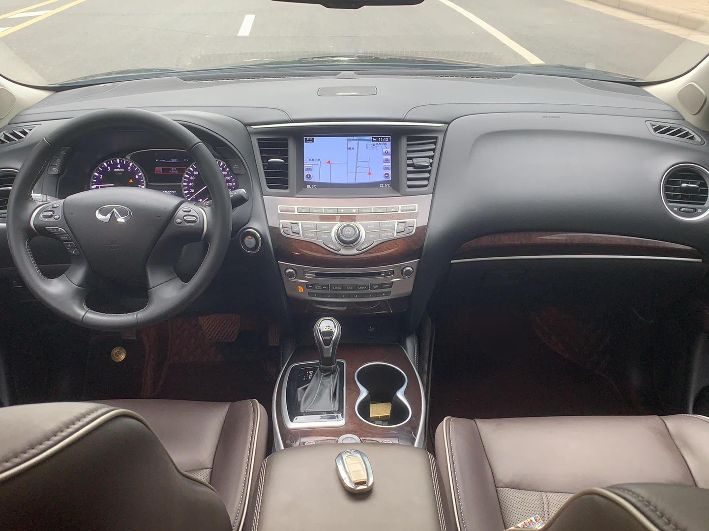 英菲尼迪QX60 2020款 2.5 S/C Hybrid 两驱卓越版 国VI(进口)