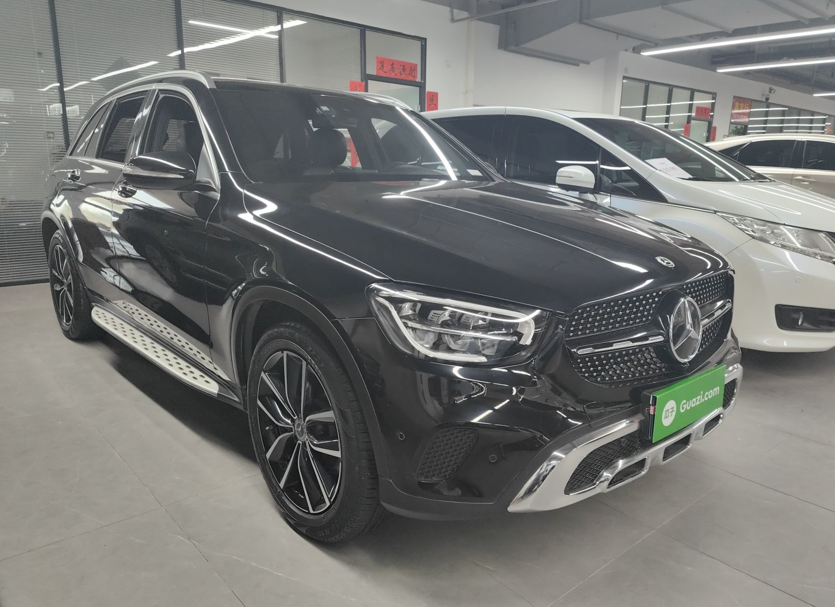 奔驰GLC级 2020款 改款 GLC 260 L 4MATIC 豪华型