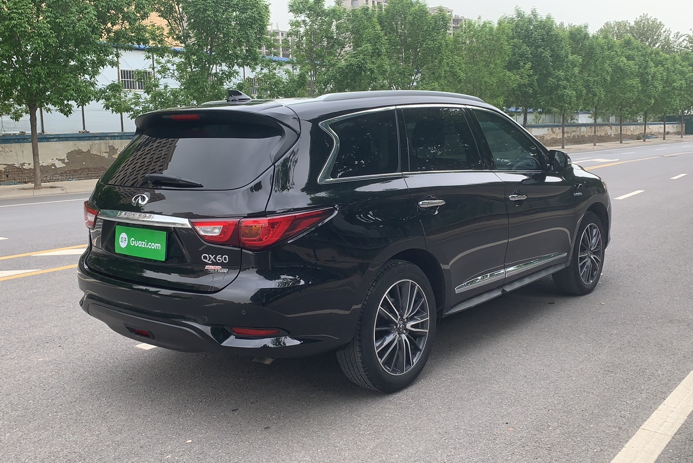 英菲尼迪QX60 2020款 2.5 S/C Hybrid 两驱卓越版 国VI(进口)