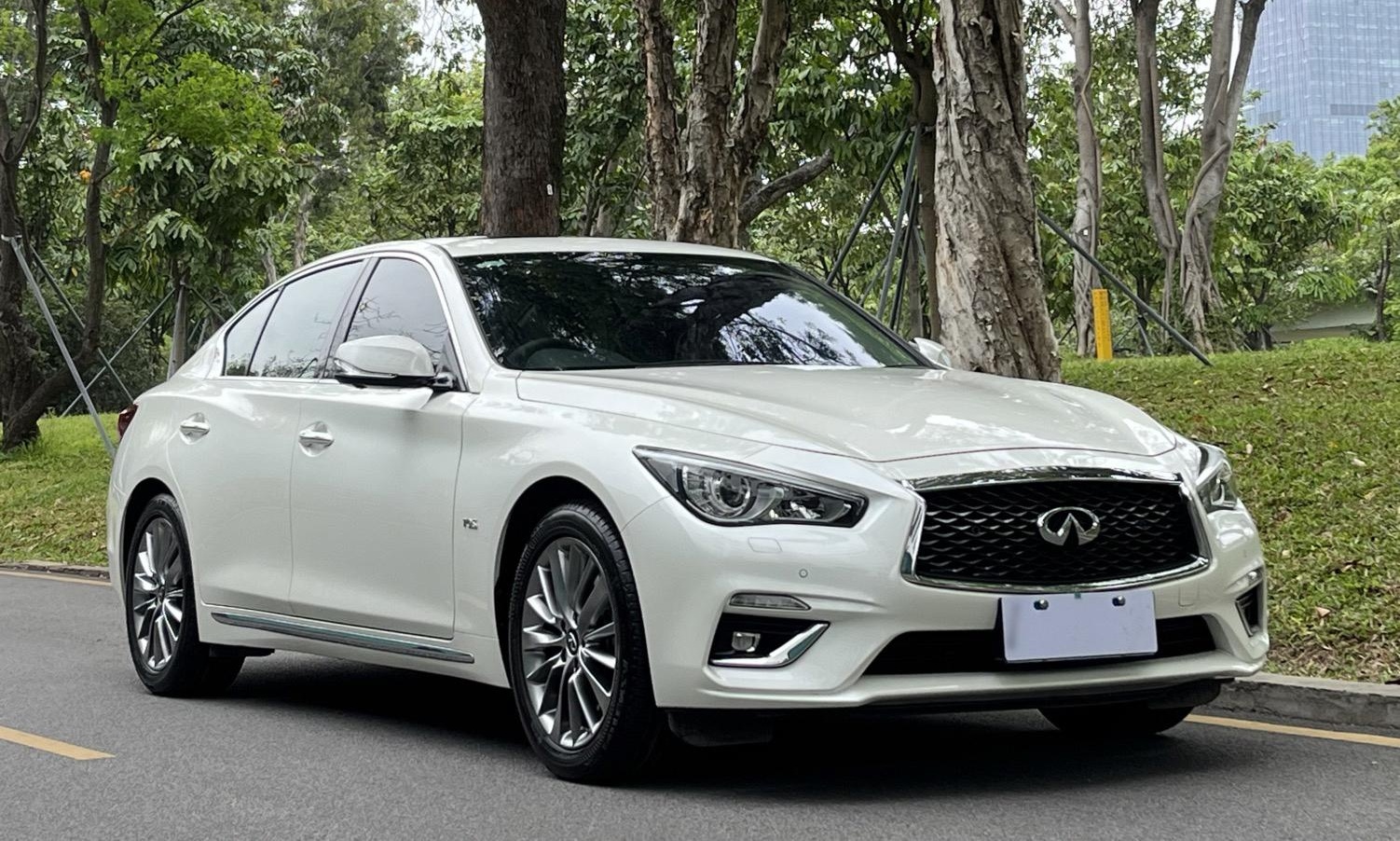 英菲尼迪Q50L 2021款 2.0T 进享版