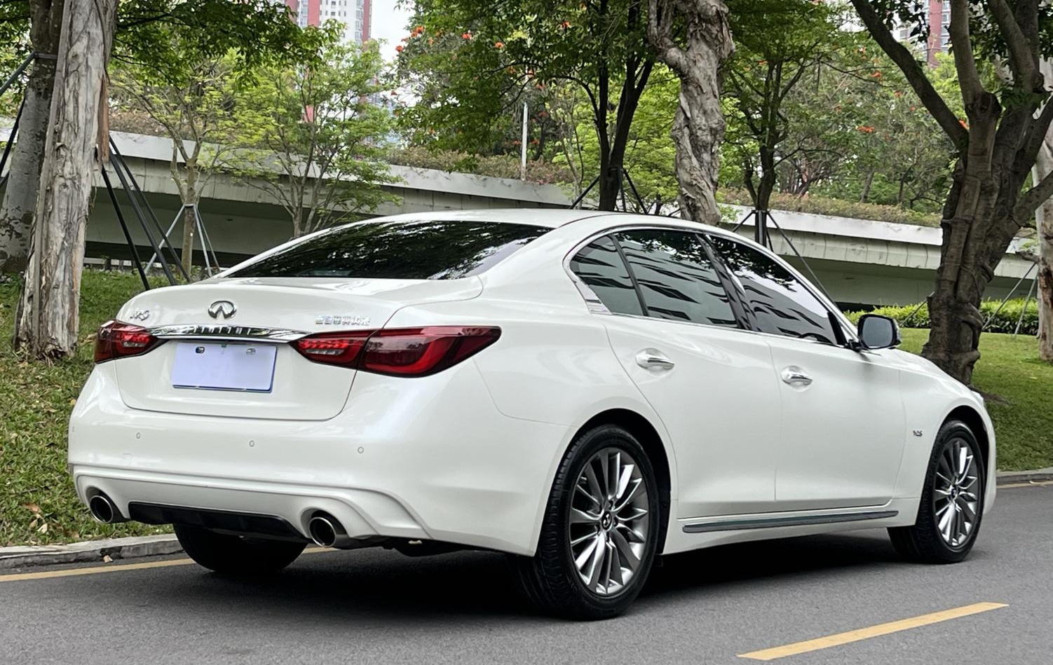 英菲尼迪Q50L 2021款 2.0T 进享版