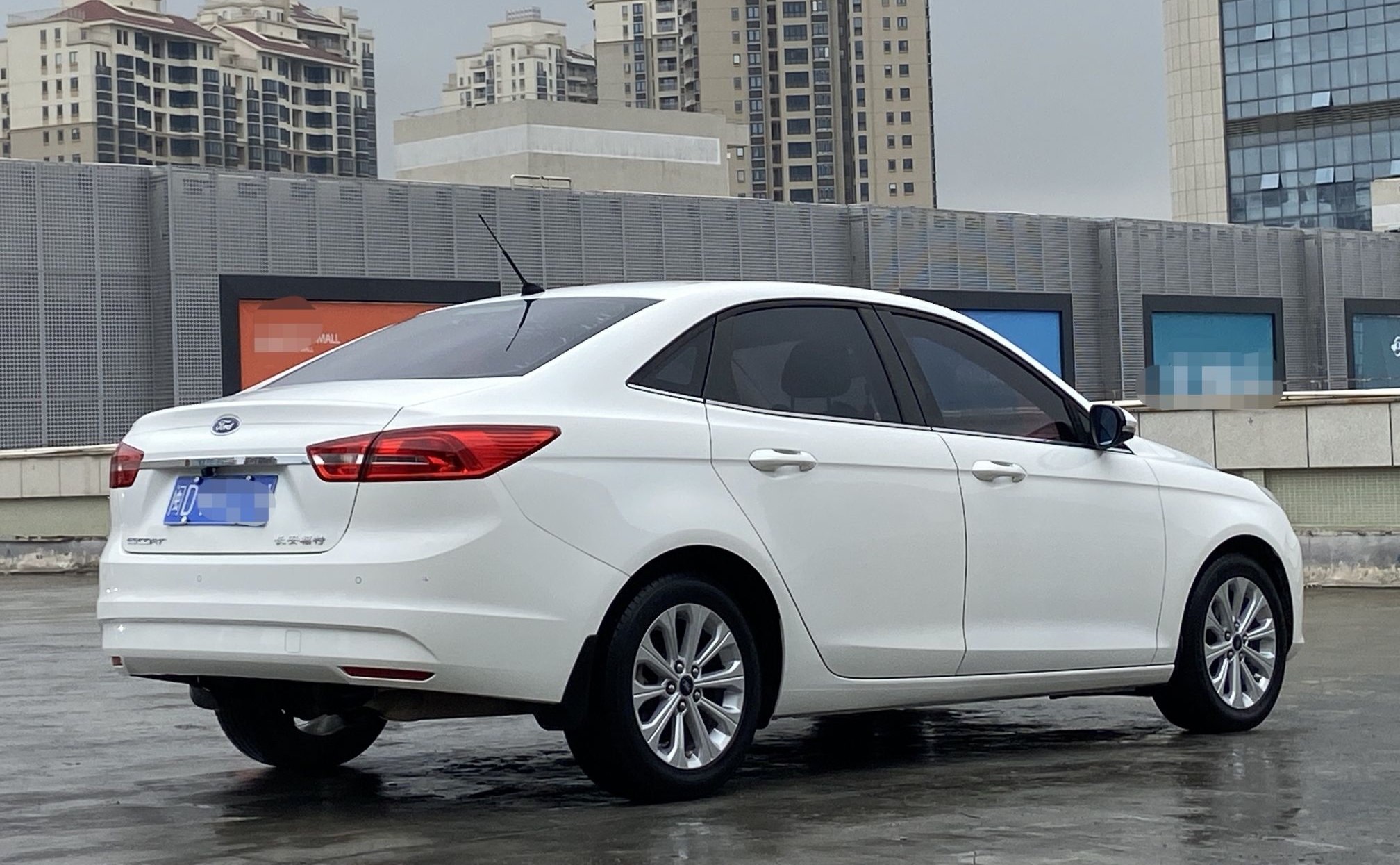 福特 福睿斯 2015款 1.5L 自动时尚型