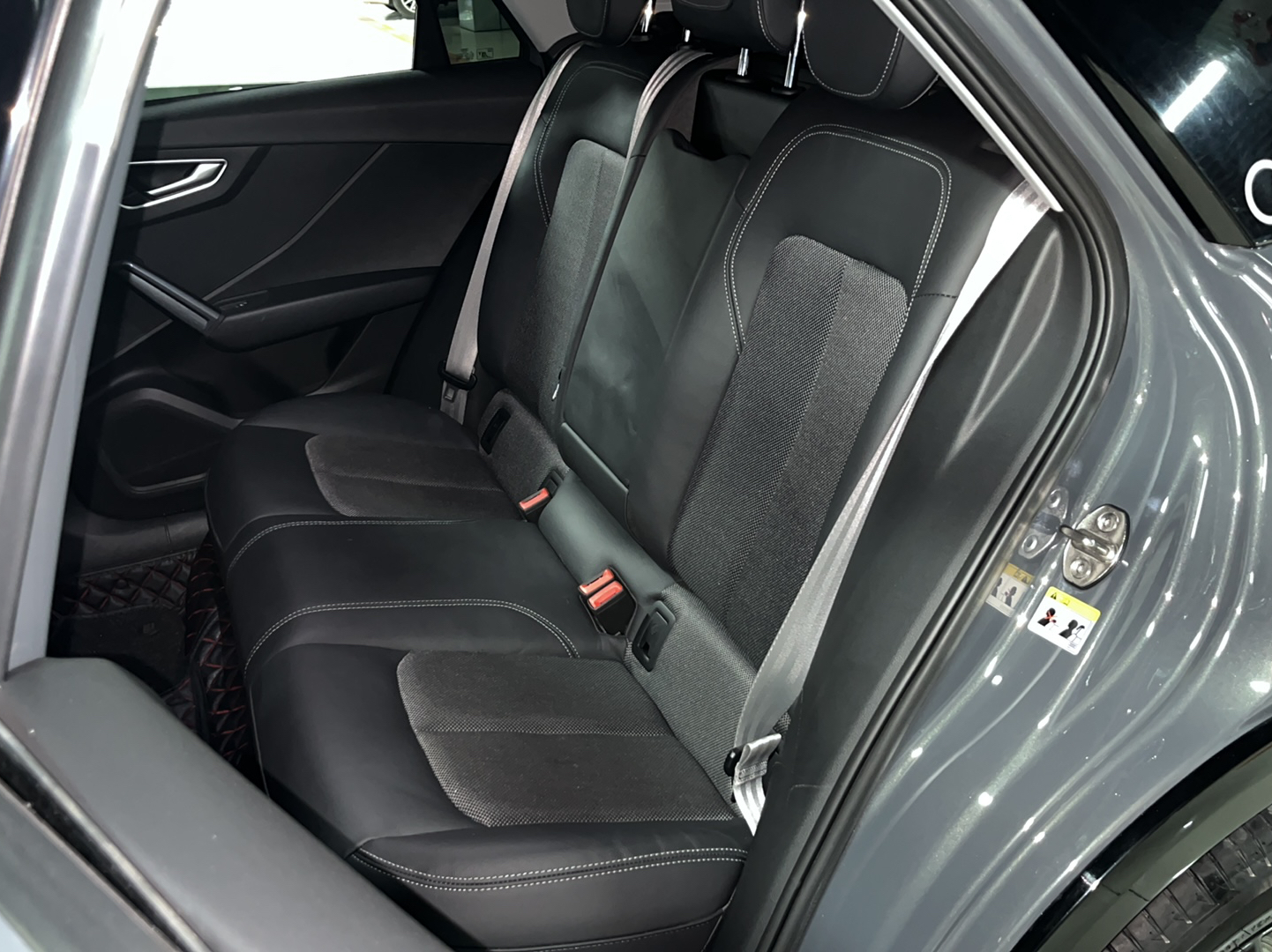 奥迪Q2L 2020款 35 TFSI 时尚动感型